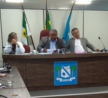 CÂMARA MUNICIPAL APROVA AUMENTO PARA SERVIDORES E CRIAÇÃO DE 28 CARGOS