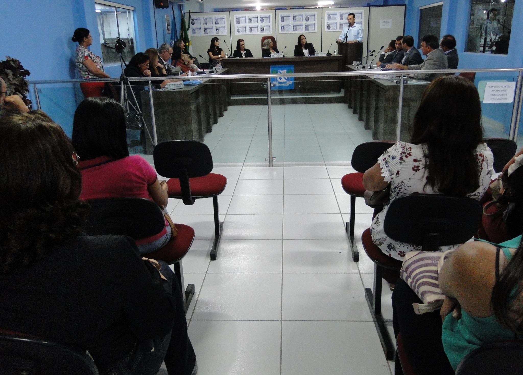 Legislativo Realiza Sessão Solene em comemoração ao Dia Internacional da Mulher