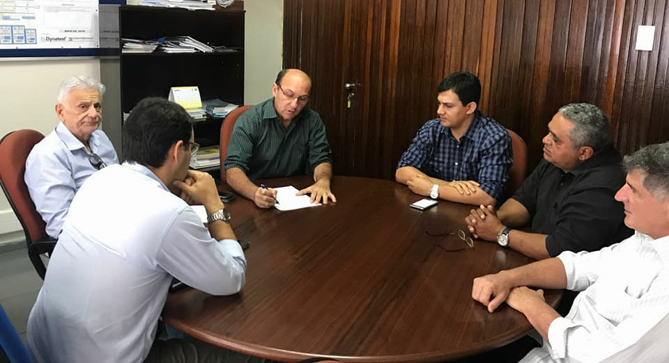 Gerson Lima participa de reunião no DNIT